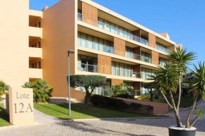 Herdade dos Salgados 2 Bedrooms T2-12A-1D is located next to the entrance of Vila das Lagoas Albu